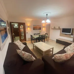 https://gran-y-magnifico-apartamento-en-malaga-centro.1costadelsol.com